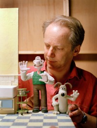 Park posing with Wallace and Gromit. 