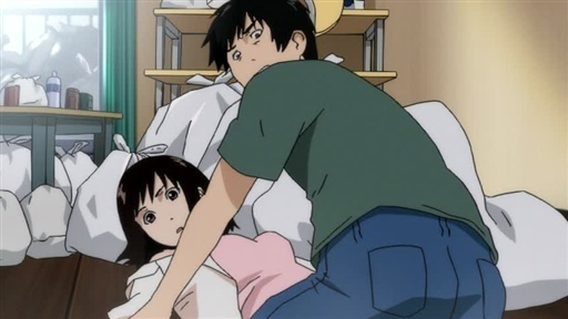 An accidental sexual situation arising from an attempt to clean a Hikikomori's room in Welcome to the NHK!