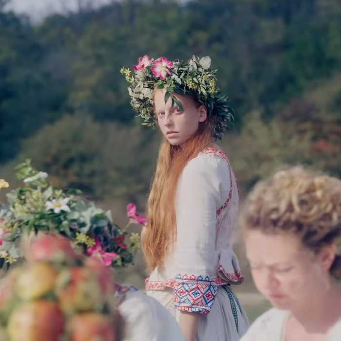 Maja Midsommar Scene Midsommar S Wild Sex Scene Is The Craziest Thing You Ll See All Summer