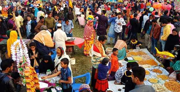A typical gathering in mela in the Winter season 